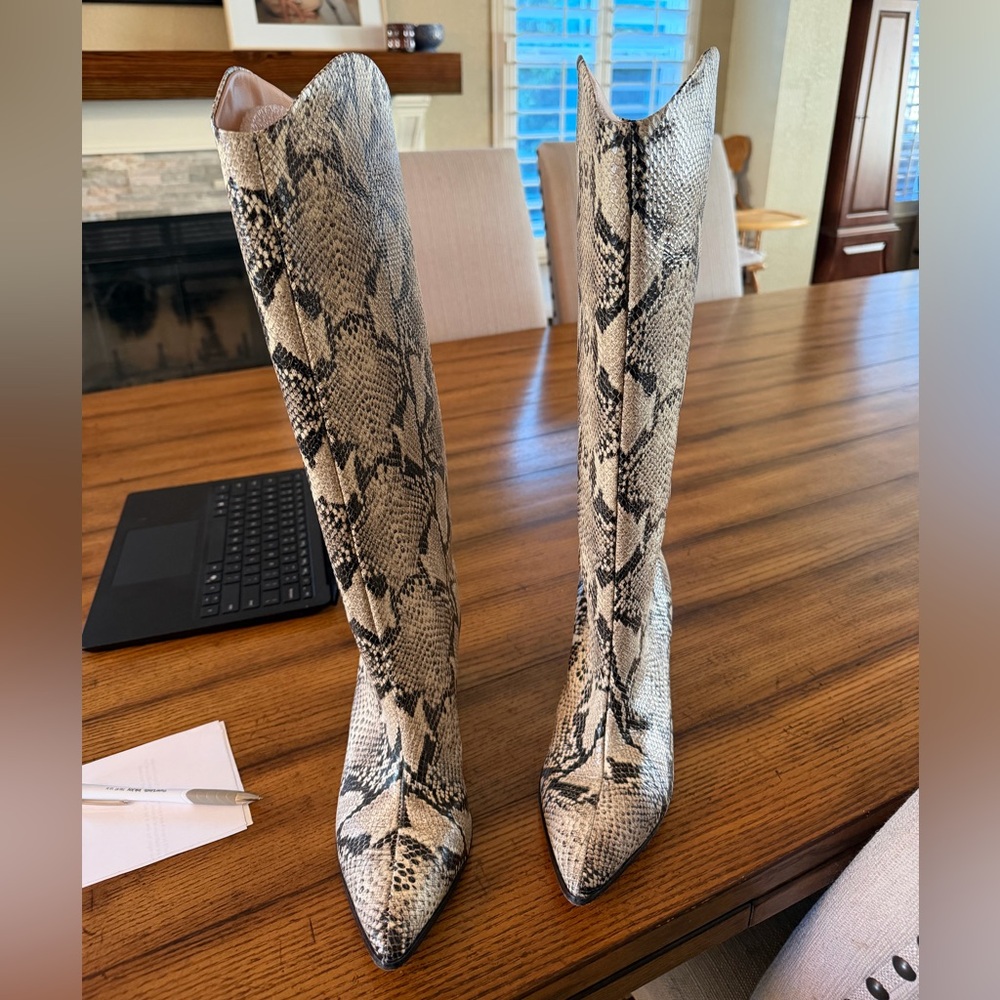 SCHUTZ Analeah Boot in Snakeskin! Only worn twice! - Picture 8 of 8